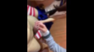 アニメコスプレ女子二人の手コキ